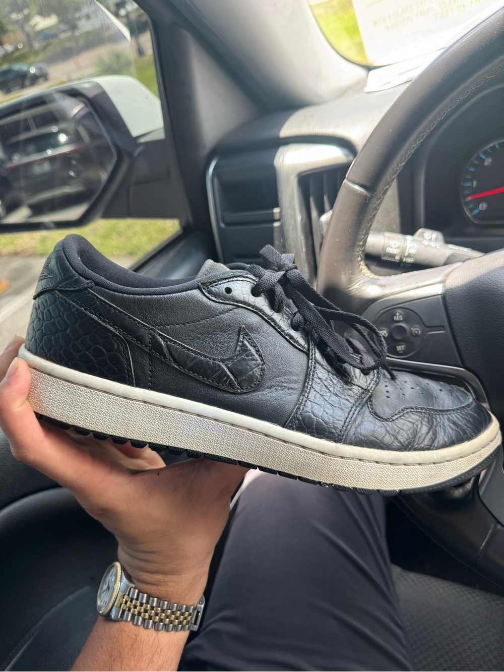 Jordan 1 Golf shoes 
Black Size 10.5